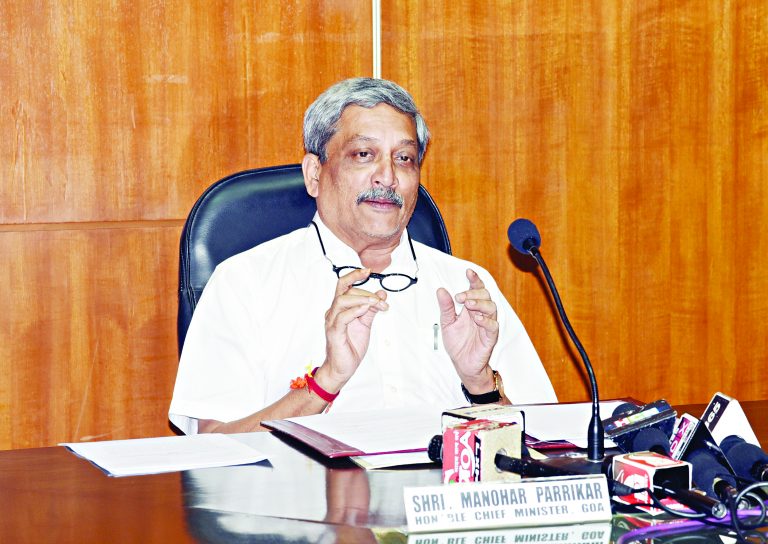 मोप विस्थापितांच्या पुनर्वसनाचा निर्णय