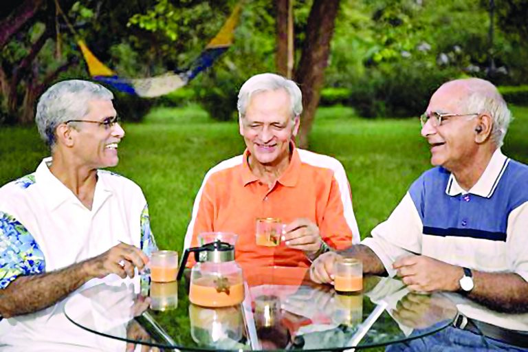 वृद्धत्व करा आनंदी!