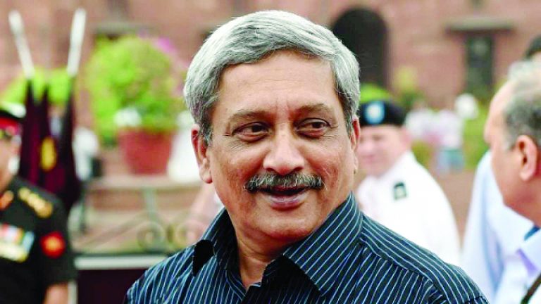 डिफेन्स स्टडीज संस्थेला मनोहर पर्रीकर यांचे नाव